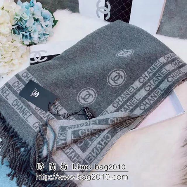 CHANEL香奈兒 2018年度最新火爆款 條紋百搭羊絨混紡圍巾 LLWJ6801